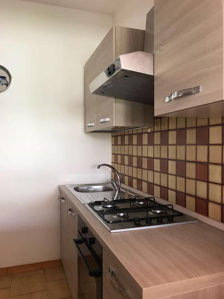 Appartamento Con Veranda Primo Piano Reitani Exterior photo